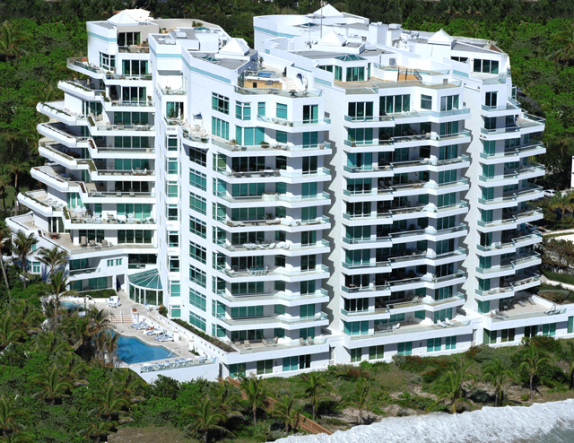 Aragon luxury condominium Boca Raton