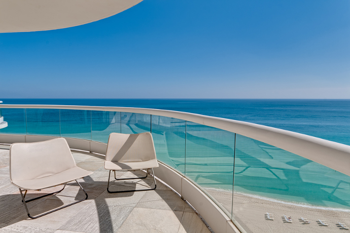 Boca Raton luxury condominium view on the ocean